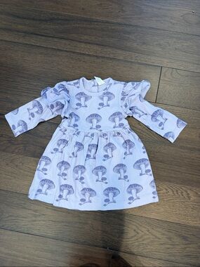 kate quinn Lavender Mushroom Print Long Sleeve Dress Size 12-18 Months - C8-055